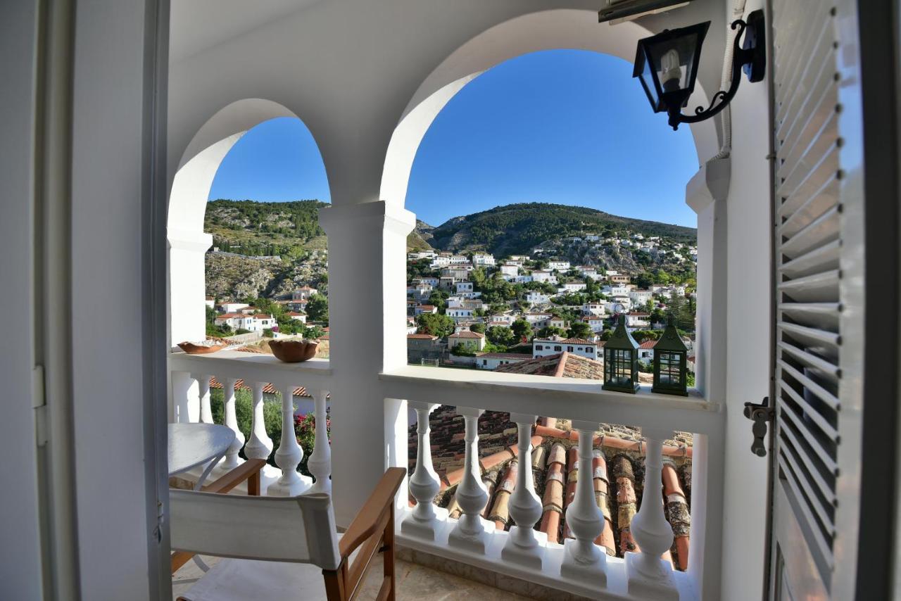 Feel At Home - Family House In Hydra Экстерьер фото